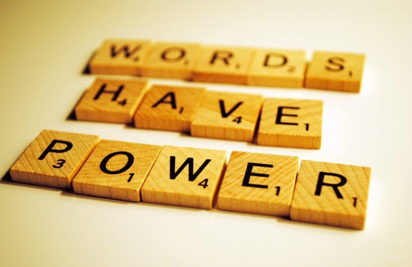 Entérate de qué hablamos cuando hablamos de power words y potencia los artículos que tienes alojados en tu CMS. Piensa en SEO. 